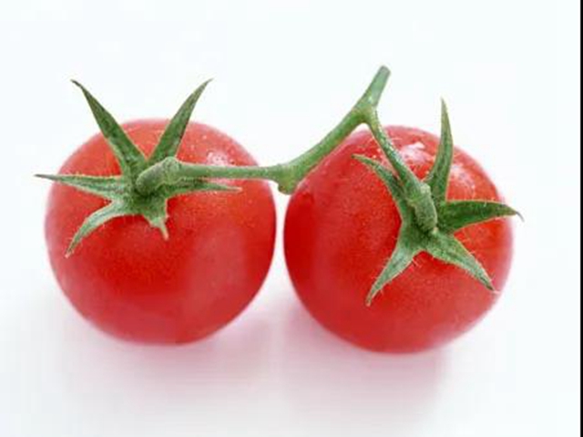 【分享】西红柿长这样，再便宜也别买！(图2)