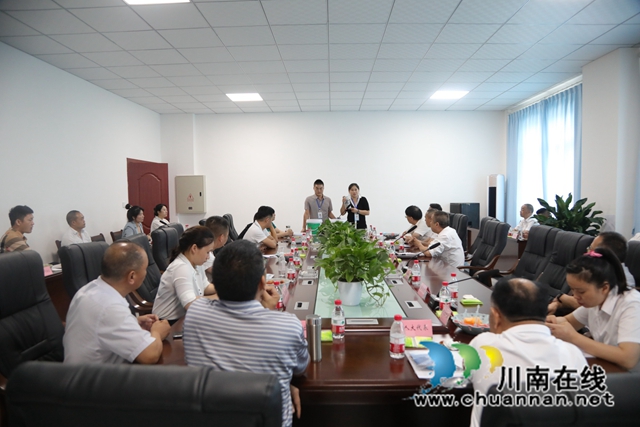 合江县举办成渝地区双城经济圈绿色建材产销对接会(图2) 图2.jpg