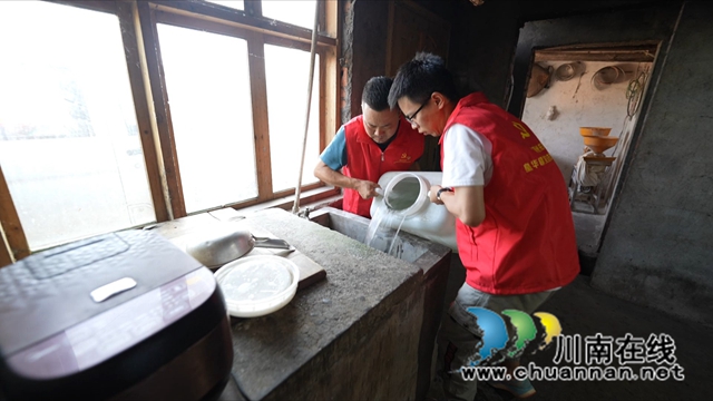 抗旱保供  古蔺举措润民心-00_00_55-2022_08_20_16_43_42.jpg