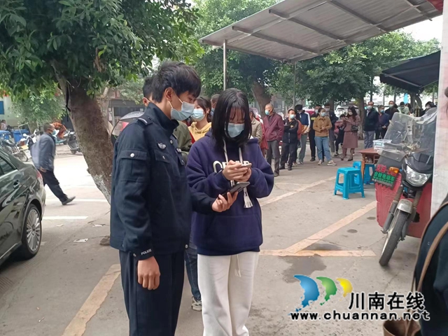 泸县海潮镇：反诈宣传，守护群众“钱袋子”
