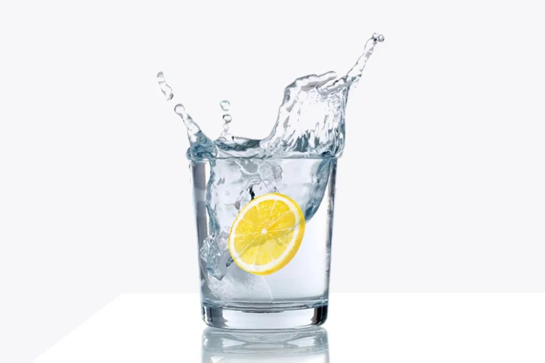 阳性患者饮水过量“水中毒”， 医生：24小时勿超3升