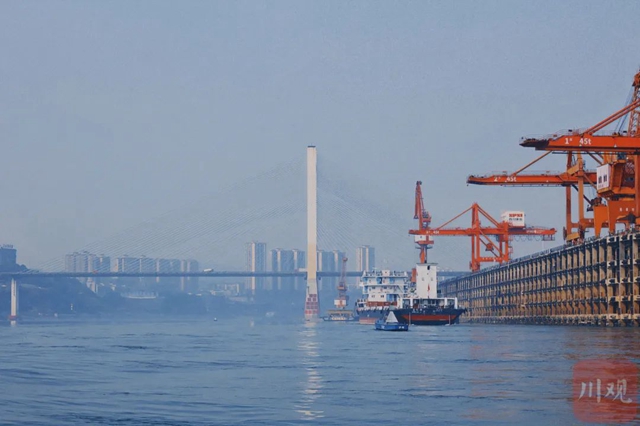 泸州全力建设长江上游航运贸易中心
