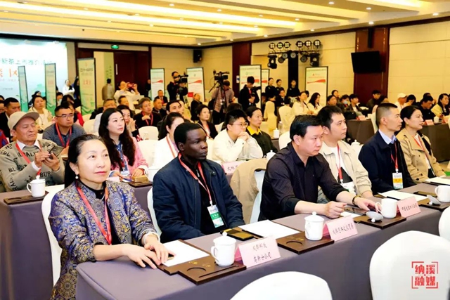 泛亚电竞共品中国春天的第一杯茶｜2025泸州·纳溪特早茶新茶上市推介活动在成都举行(图5)