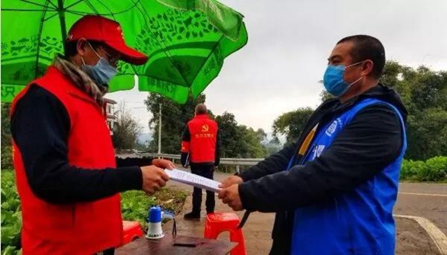 合江县启动在防控疫情一线培养和发展党员