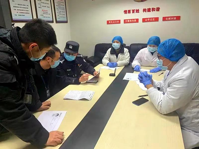 泸州黑衣男，不满防疫措施“劫持”飞机？(图6)