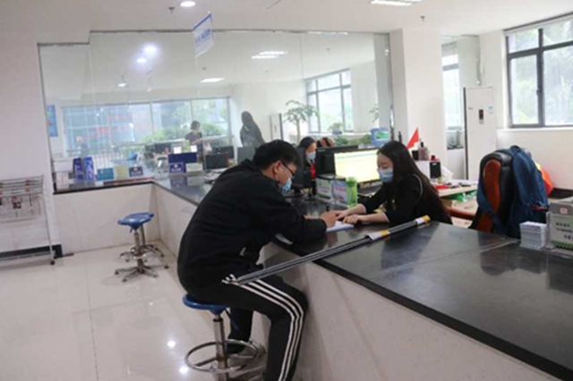 减免25.9万！泸州市市场监管局为建筑行业复工复产提供续航动力(图1)