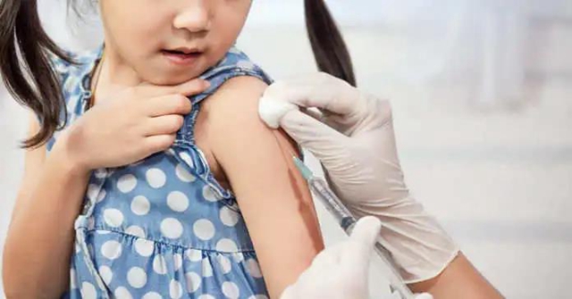 18岁以下人群何时能接种新冠疫苗？