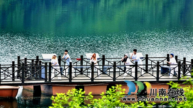 “纳”里很美·“溪”望您来！街舞快闪“燃炸”来袭(图4)