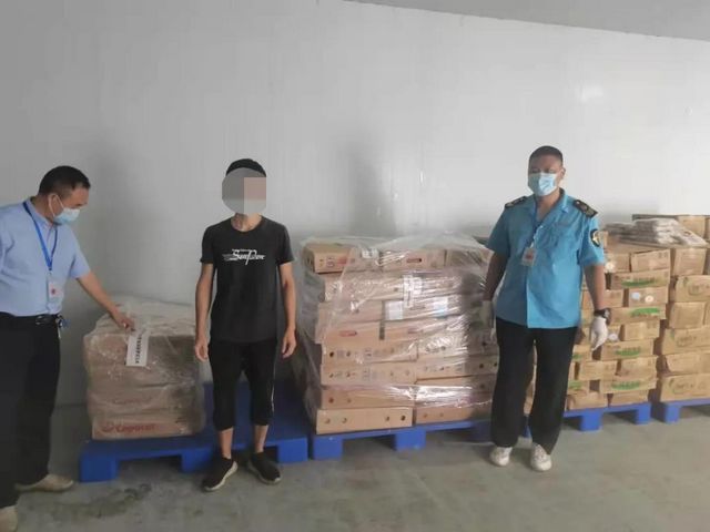 纳溪区查获一起企业涉嫌未集中监管进口冷链食品案(图2)