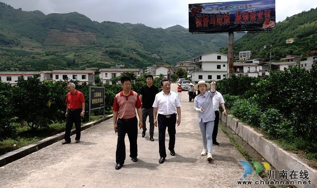 省扶贫基金会泸州分会赴古蔺调研指导产业扶贫“栋梁工程”工作(图9)