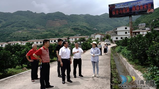 省扶贫基金会泸州分会赴古蔺调研指导产业扶贫“栋梁工程”工作(图8)