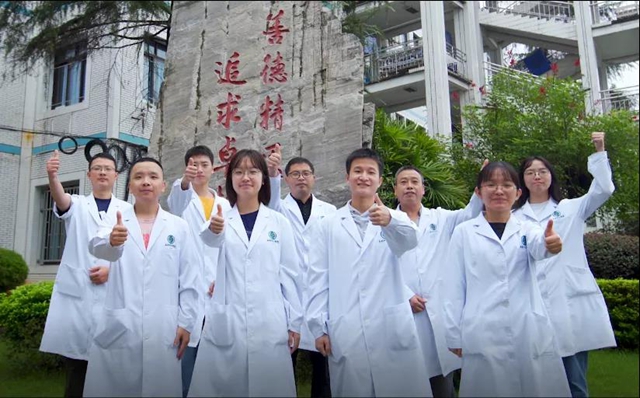 他们参加了一场拿奖拿到手软的全国性大赛！(图1)