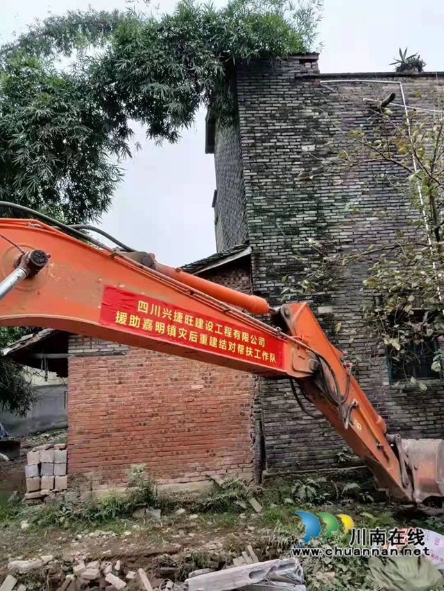 灾后重建有序推进，泸县建筑业协会会员单位建功一线(图6)