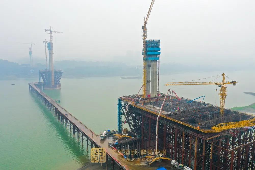 顺利浇筑！泸州长江六桥建设迎来最新进展，预计明年进入这项重要施工(图2)