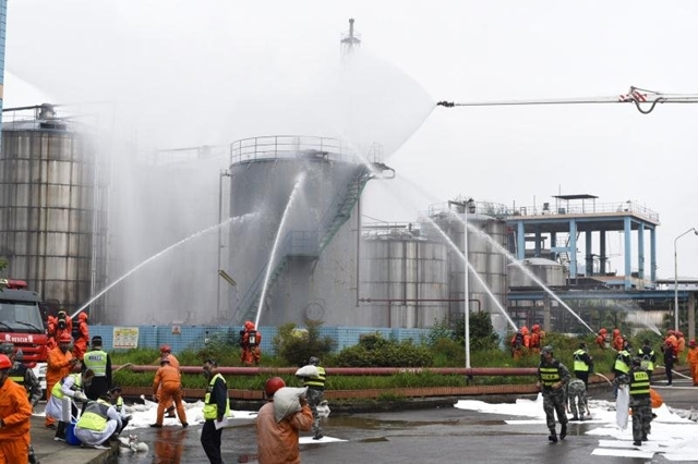 全真演练：内自泸突发“水污染”！三地800余人展开大救援