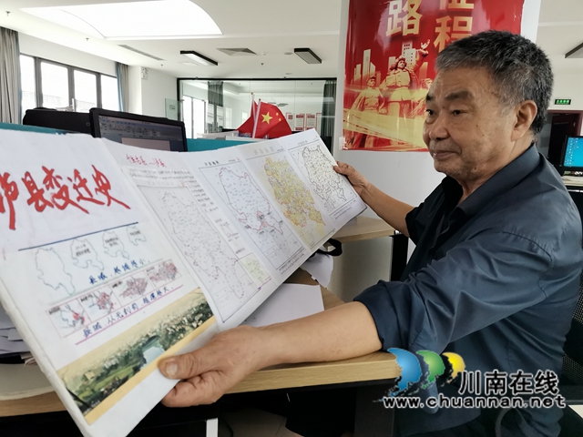 颂歌献给亲爱的党！泸县八旬老人朱仕奇奔走在党史学习教育路上