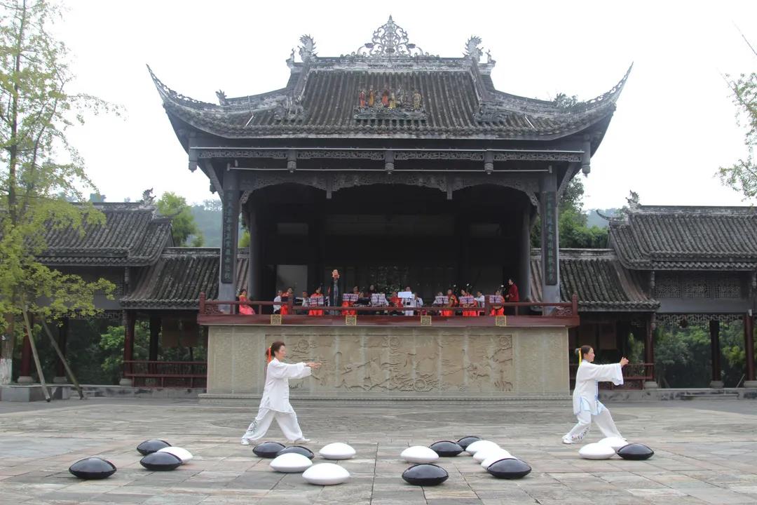 泸州张坝桂圆林景区认定为中医药健康旅游示范基地