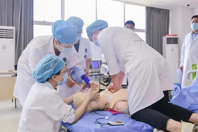 2021年，西南医大附院的十大新闻，由你来定！(图12)