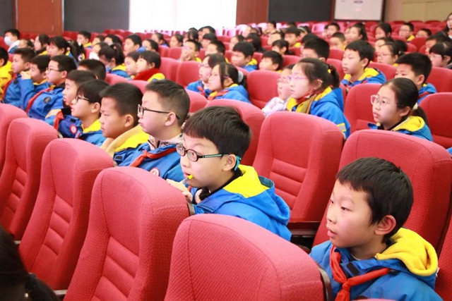 酒麒麟·反恐行 | 江阳法院酒麒麟普法志愿者送法进学校(图4)