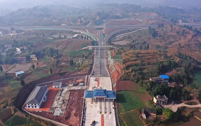 一路“串”七路！内江绕城高速正式通车，全长66公里4个收费站(图7)