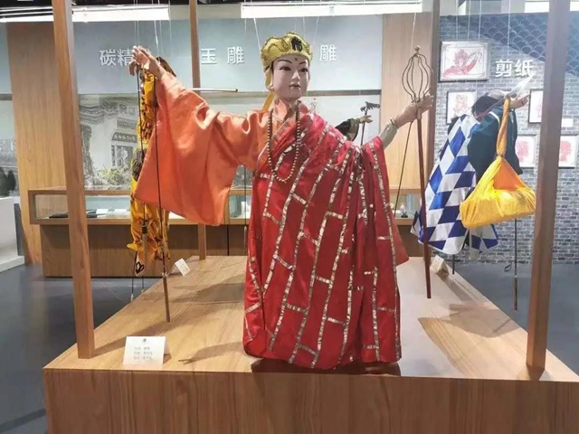 内江非遗瑰宝！玉雕、传统手工榫卯技艺、陶缸传统制作技艺…(图11)