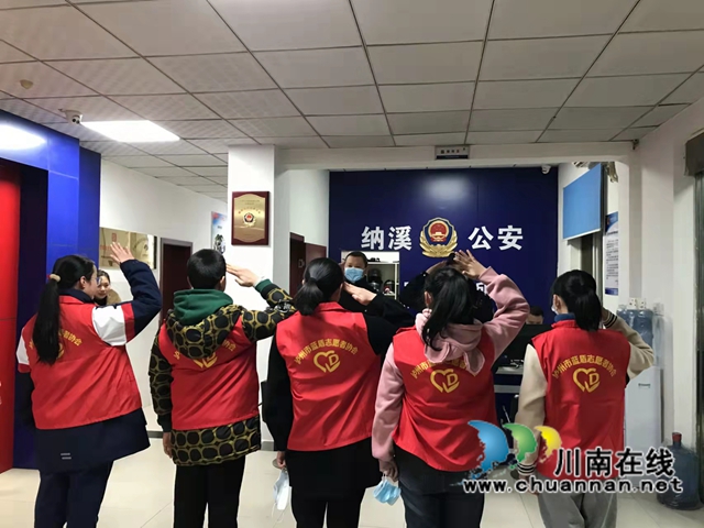 泸州：新年第一天，志愿者送出爱心夜宵200余份(图14)