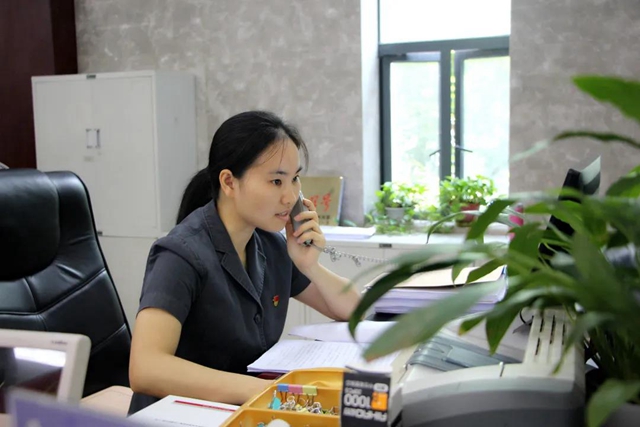 江阳法院刘红梅被授予“全省法院诉讼服务中心实质化建设先进个人”称号
