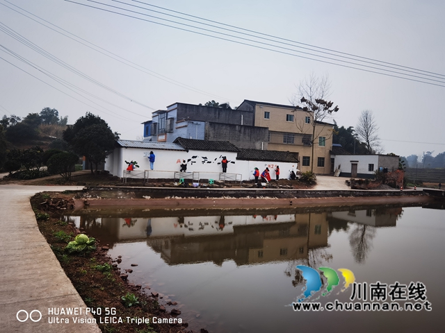 泸县立石镇：以墙为布，绘就美丽乡村(图3)