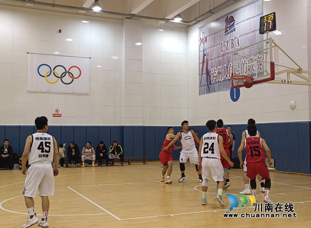 “跨年”决战酒城之巅！泸州市第十五届篮球联赛季后赛诞生“新王”(图3)