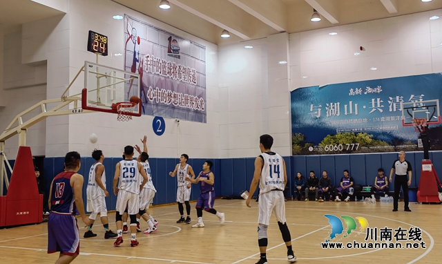 “跨年”决战酒城之巅！泸州市第十五届篮球联赛季后赛诞生“新王”(图5)