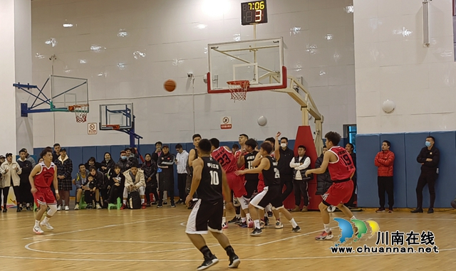 “跨年”决战酒城之巅！泸州市第十五届篮球联赛季后赛诞生“新王”(图14)