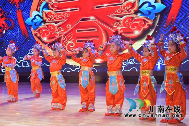 江阳区天骄森林幼儿园举办“国风童韵 贺新年”主题活动(图17)