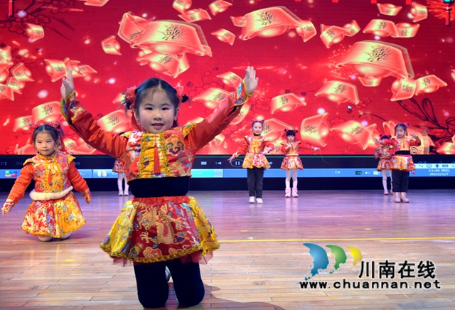 江阳区天骄森林幼儿园举办“国风童韵 贺新年”主题活动(图44)