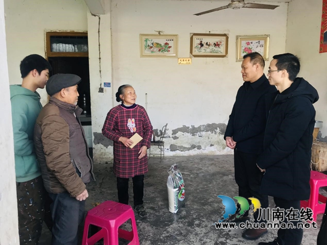 宜宾南溪区长兴镇：走访慰问困难群众，真情关爱暖人心(图2)