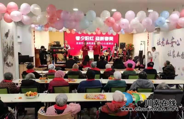 泸州:民歌联唱、笛子独奏……养老院里飞出幸福歌声!(图7) 泸州:民歌联唱、笛子独奏……养老院里飞出幸福歌声!(图7)