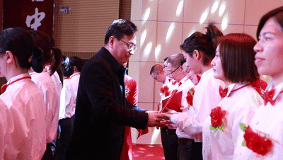 【围观】大红灯笼高高挂，这一天西南医大中医院格外喜庆！(图11)