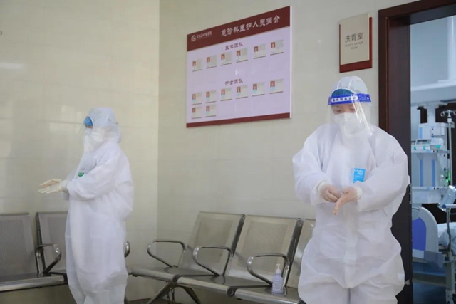 以“练”筑“防！合江县中医医院开展新型冠状病毒感染的肺炎应急演练(图5)