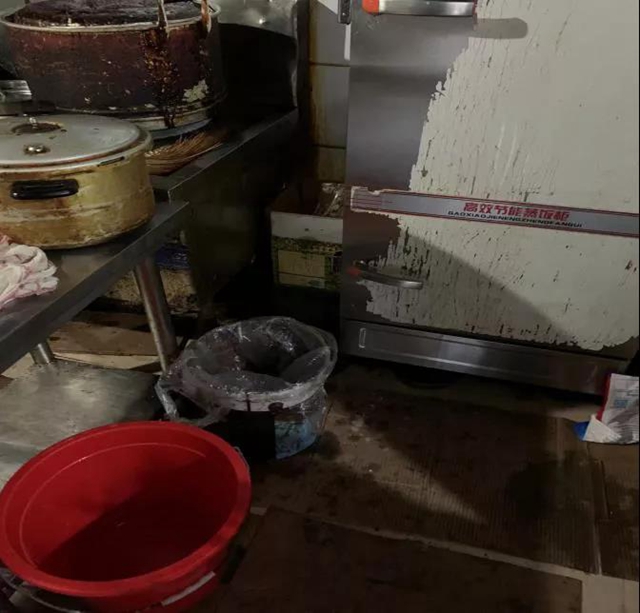 泸州市食品安全“红黑榜”（第二十一期）(图21)