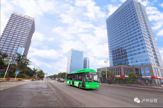 春运首日!泸州道路客运量达73.8万人次,同比增长6.9%(图3) 春运首日!泸州道路客运量达73.8万人次,同比增长6.9%(图3)