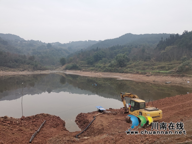 泸县：冬春水利建设强基惠民保安全(图1)