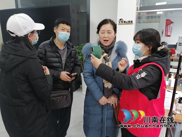 龙马潭区红星街道双桂社区:上门认证提速度,社保服务有温度(图1) 龙马潭区红星街道双桂社区:上门认证提速度,社保服务有温度(图1)