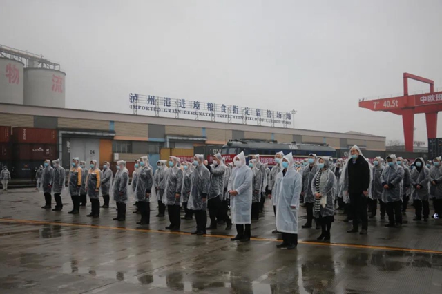 首发! 中欧班列(泸州号)驶向欧洲(图4) 首发! 中欧班列(泸州号)驶向欧洲(图4)