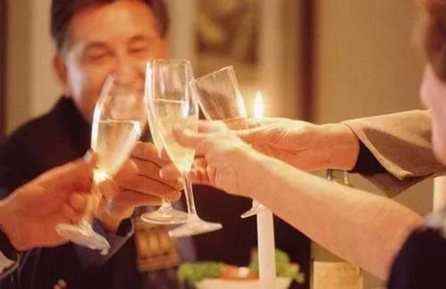 【扩散】酒量可以练出来?(图4) 【扩散】酒量可以练出来?(图4)