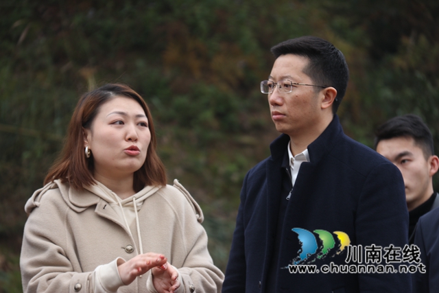 刘利军到泸县百和镇调研大鹿溪河长制工作(图1)