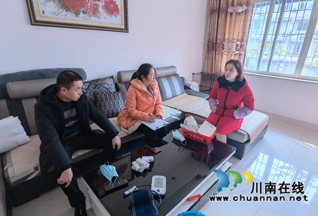 龙马潭区小市街道开展“就业帮扶,真情相助”活动(图3) 龙马潭区小市街道开展“就业帮扶,真情相助”活动(图3)