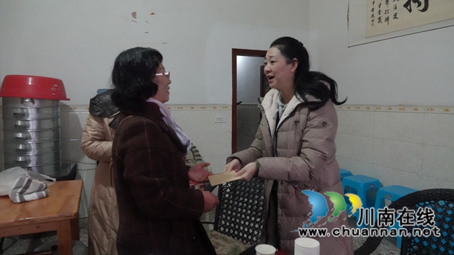 中国侨联副主席、四川省侨联主席刘以勤到古蔺县开展走访慰问活动(图1)