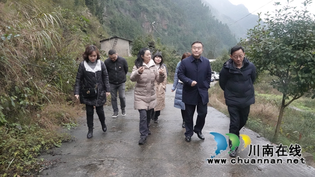 中国侨联副主席、四川省侨联主席刘以勤到古蔺县开展走访慰问活动(图5)