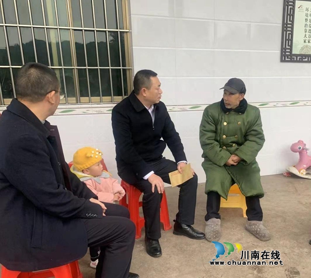 合江县：节前慰问暖人心(图2)