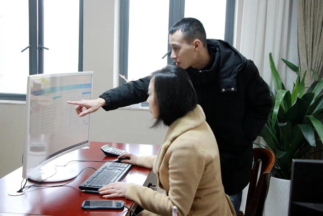 江阳法院技术干警刘昕：在平凡的工作岗位上发光发热(图5)