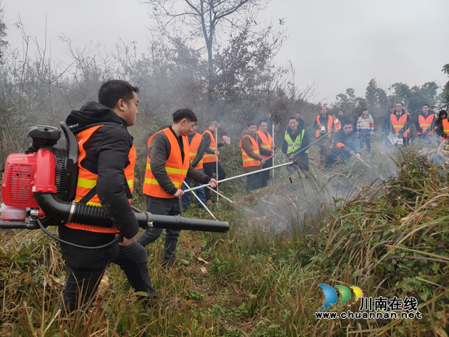 宜宾南溪区长兴镇开展2022年森林防灭火演练(图2)